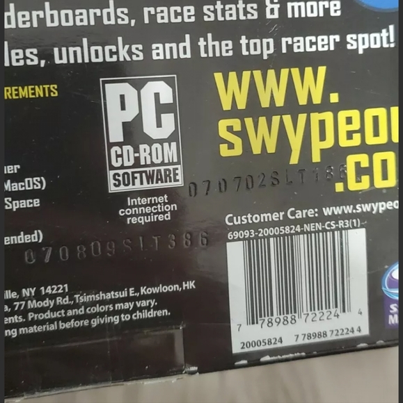 SPIN MASTER Swypeout Battle Racing PC Game Bundle with digital upgrade cards - Picture 10 of 11